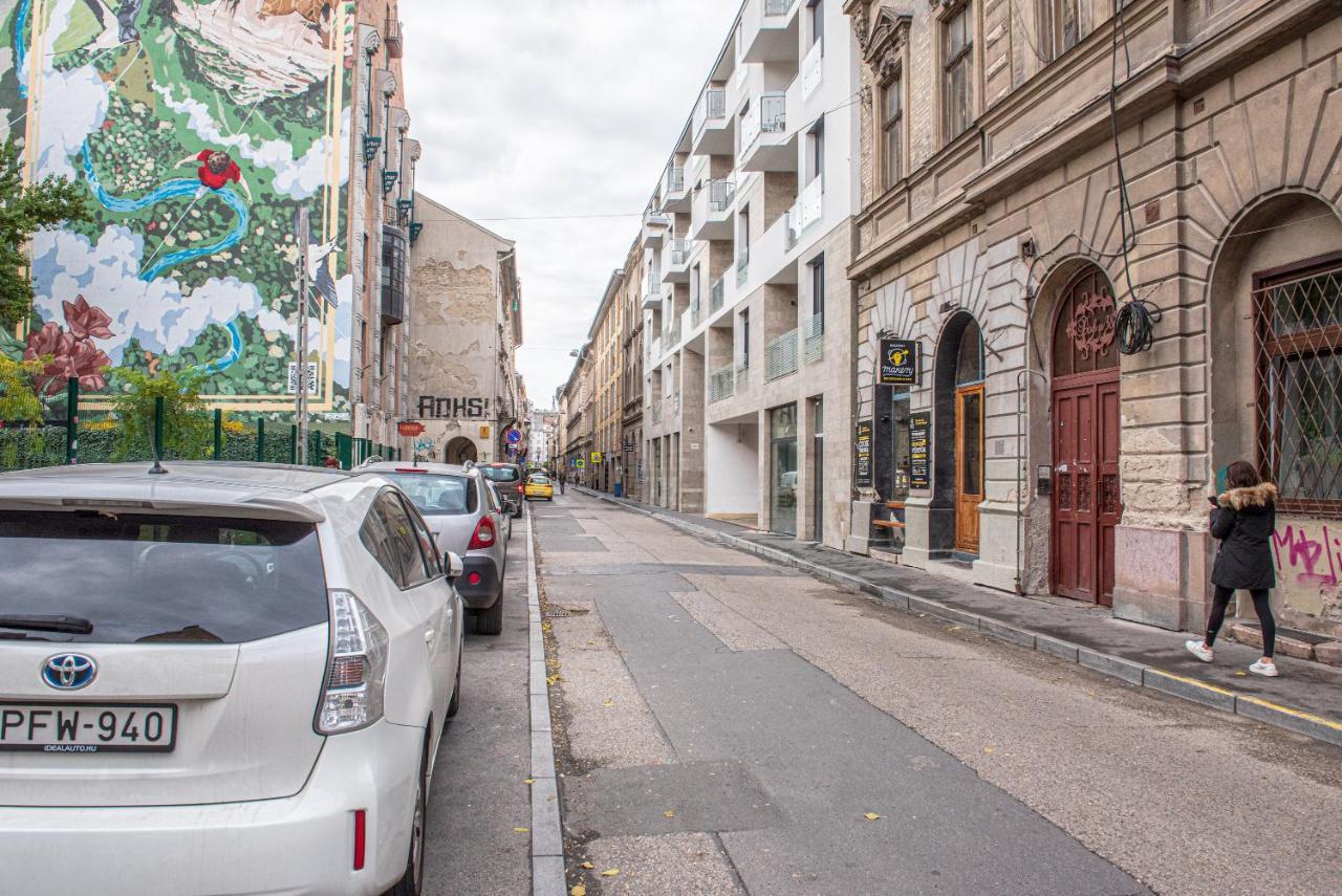 Dob36 Apartment With Free Private Parking And Balcony Budapest Ngoại thất bức ảnh